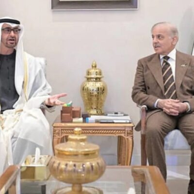 आर्थिक संकट से जूझ रहे पाकिस्तान ने अब सऊदी अरब से मांगी दीर्घकालिक आर्थिक मदद