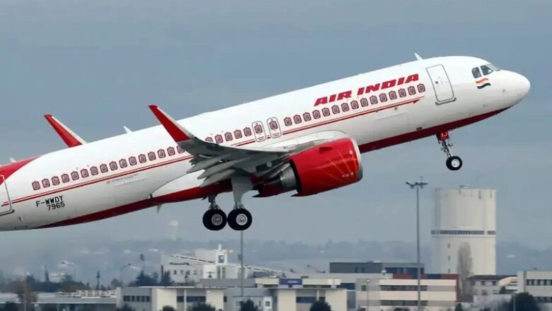 न्यूयॉर्क से दिल्ली आ रही एयर इंडिया की फ्लाइट में आई तकनीकी खराबी…