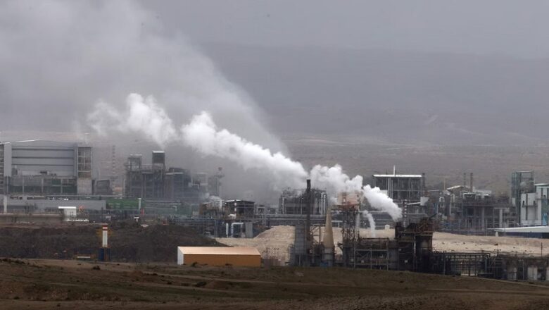 ईरान के मिसाइल हमले से इजरायल के केमिकल प्लांट में लगी भीषण आग… जहरीली गैस के रिसाव का खतरा