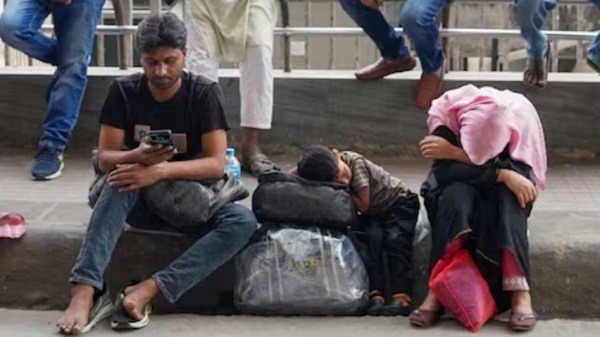 फ्लाइट रद्द होने पर यात्रियों का UAE सरकार उठाएगी ठहरने-खाने का पूरा खर्च