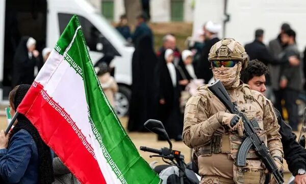 ईरान की धरती पर नहीं उतरेंगे अमेरिकी सैनिक? जानिए वजह