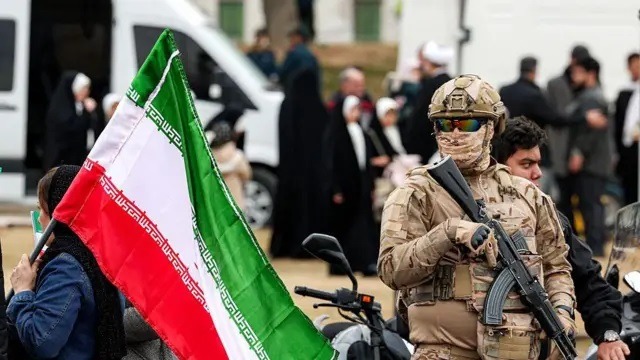 ईरान की धरती पर नहीं उतरेंगे अमेरिकी सैनिक? जानिए वजह