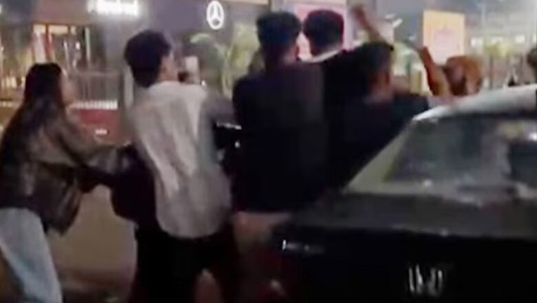 MP: भोपाल में बंसल वन मॉल के बाहर नशे में धुत युवकों ने मचाया उत्पात…