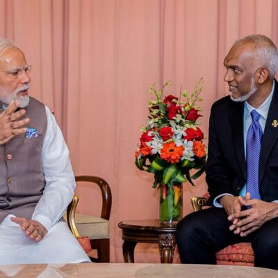 आर्थिक संकट से जूझ रहे मालदीव का फिर सहारा बना भारत…. भेजी 30 अरब रुपये की मदद