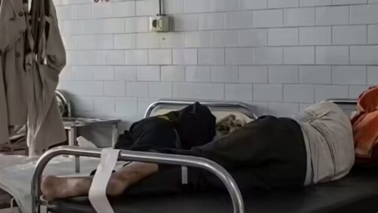 MP: सीधी में 4 पुलिसकर्मियों की शर्मनाक करतूत… नशे में मरीज के बेड में सोए, डस्टबिन में किया पेशाब