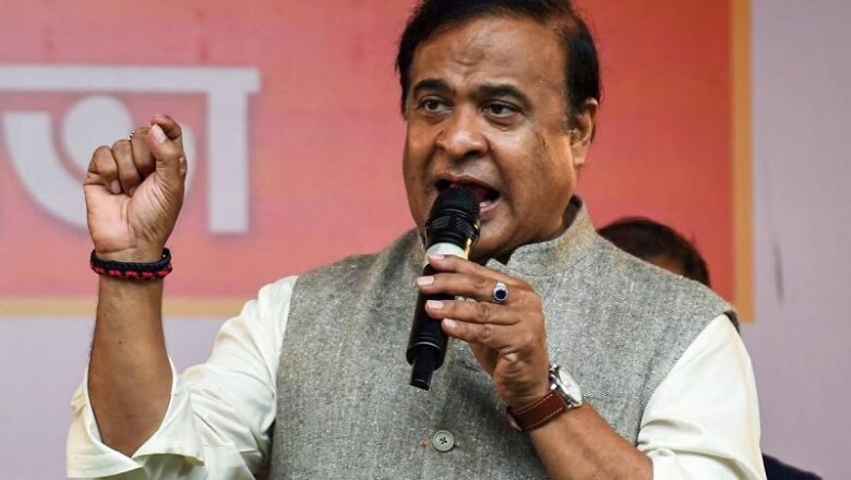 असम के CM बोले- घुसपैठ करने वाले बांग्लादेशी मुसलमानों को लात मार-मारकर भगाऊंगा