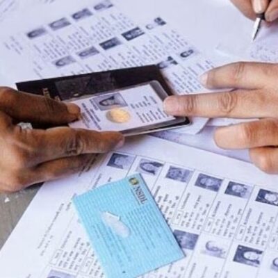 MP: छतरपुर में पंचायत सचिव का कारनामा… 3 ‘जिंदा’ लोगों के जारी कर दिए डेथ सर्टिफिकेट…