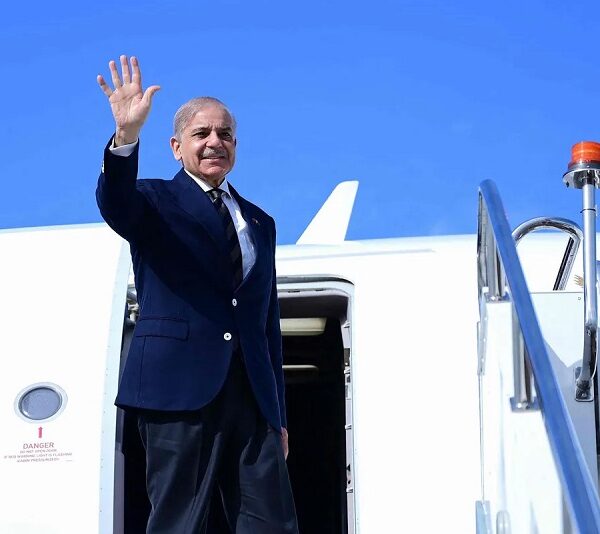 पाकिस्तान ने चुकाया UAE का 3.45 अरब डॉलर का कर्जा…. जानें कहां से आई इतनी बड़ी रकम?