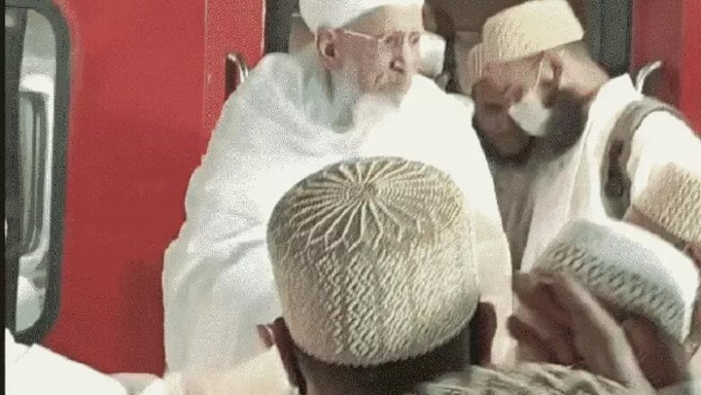 बोहरा धर्मगुरु सैयदना सैफुद्दीन बुरहानपुर पहुंचे, अनुयायियों ने किया स्वागत