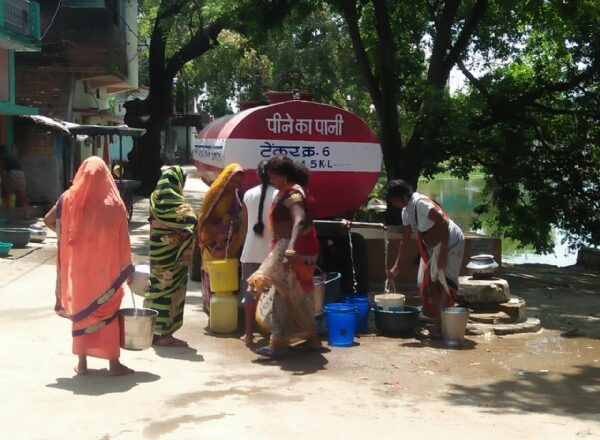 शहर के कई वार्ड टैंकरों के भरोसे, निगम के दावों पर उठे सवाल