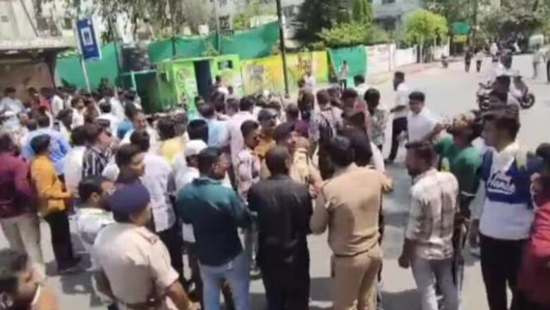 MP: इंदौर में BJP नेता को थप्पड़ मारना महिला पुलिस अधिकारी को पड़ा महंगा, हंगामे के बाद 3 सस्पेंड