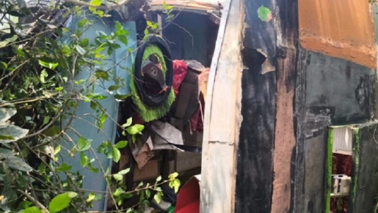 UP में बुद्ध पूर्णिमा पर गंगा नहाने जा रहे श्रद्धालुओं से भरी बस पलटी…. 25 घायल