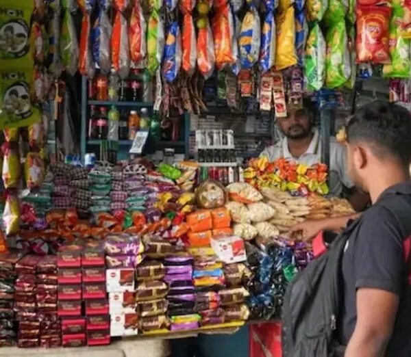 पेट्रोल-डीजल के बढ़ते दाम का असर…. अब दवाओं से लेकर खाने-पीने तक, हर चीज होगी महंगी!