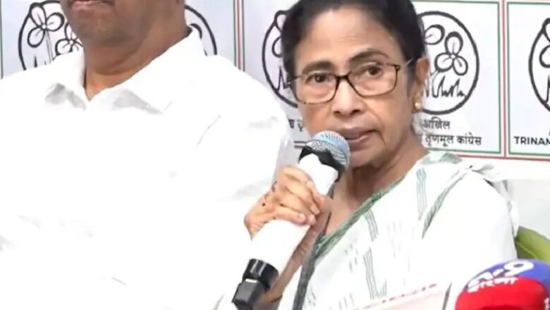 West Bengal: ममता बनर्जी के आवास से हटाए बैरिकेड्स… अभिषेक के दफ्तर से भी हटाई सुरक्षा