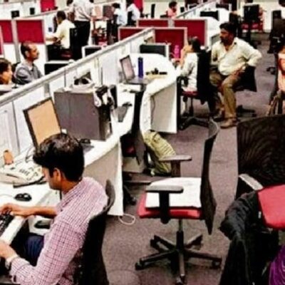 सप्ताह में 4 दिन काम…. 3 दिन आराम का रास्ता साफ… सरकार ने नोटिफाई किया नया लेबर कोड