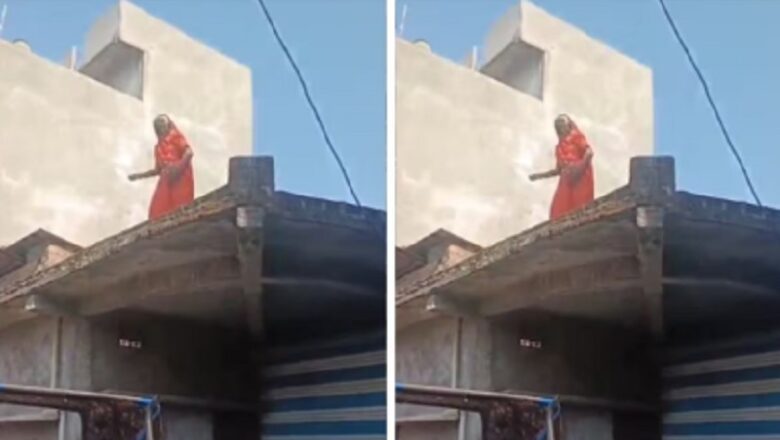 MP: उज्जैन में अतिक्रमण हटाने पहुंची थी टीम… महिला ने फेंकी लाल मिर्च तो भागते नजर आए अधिकारी