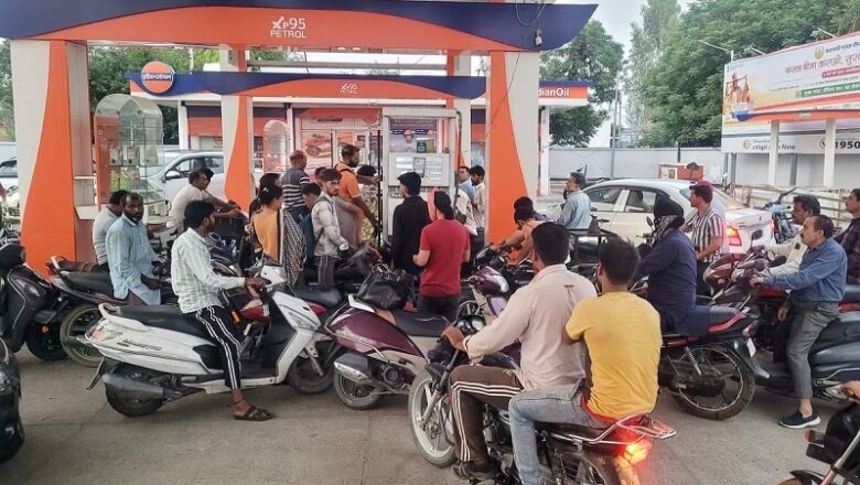 कच्चे तेल के दाम आसमान पर… फिर भी भारत में अब तक नहीं बढ़ी पेट्रोल-डीजल की कीमत