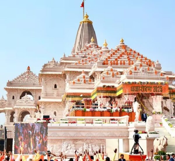 Ram Mandir में बढ़ी सख्ती…. 13 नए कैमरों से चढ़ावे की निगरानी, 27 अतिरिक्त सुरक्षाकर्मी तैनात