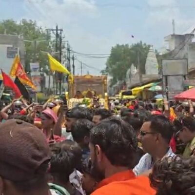MP: राजगढ़ महासम्मेलन में 50 से अधिक किन्नरों ने की सनातन में वापसी, मां मीना नायक बनीं महामंडलेश्वर