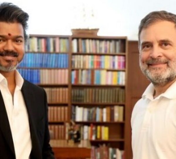 दिल्ली पहुंचे तमिलनाडु के CM विजय…. सोनिया और राहुल गांधी से की मुलाकात