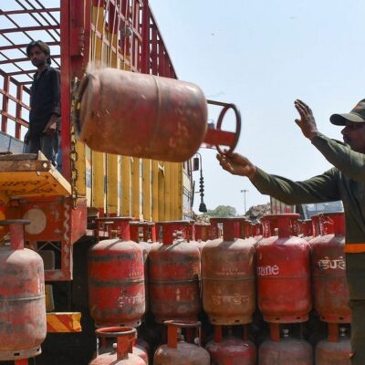 वैश्विक संकट के बीच भारत में पडोसी देश के मुकाबले सस्ता है LPG सिलेंडर, जानें आज के रेट….
