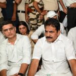 दिल्ली में धरना…. कांग्रेस ने मीनाक्षी नटराजन के नामांकन रद्द को बताया सीट चोरी.. EC से भिड़ गए रमेश