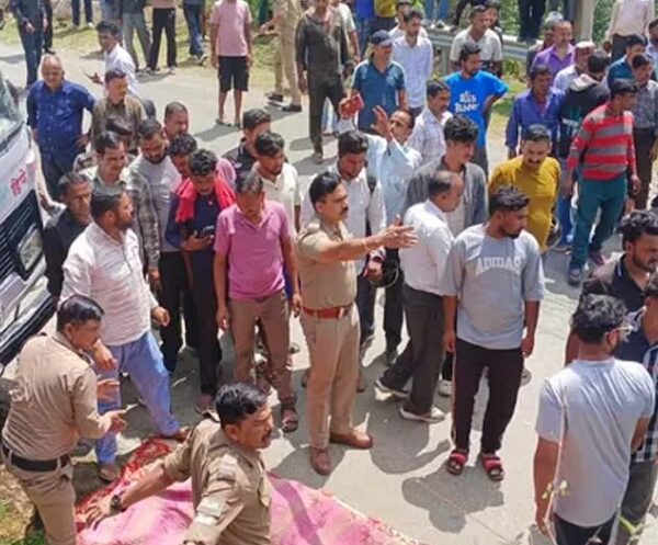 Uttarakhand: ढलान में बस के ब्रेक फेल होने के बाद चालक ने सूझबूझ से बचाई 34 यात्रियों की जान, खुद की दे दी कुर्बानी