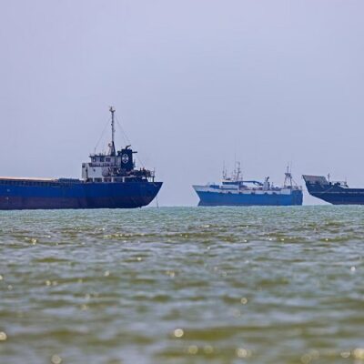 होर्मुज से गैस लादकर निकला पहला भारतीय LNG टैंकर ‘दिशा’ गुजरात के दहेज पोर्ट पहुंचा