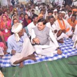 MP: CM मोहन यादव ने प्रसिद्ध हिल स्टेशन कुकरू में रात्रि चौपाल लगाकर सुनीं ग्रामीणों की समस्याएं