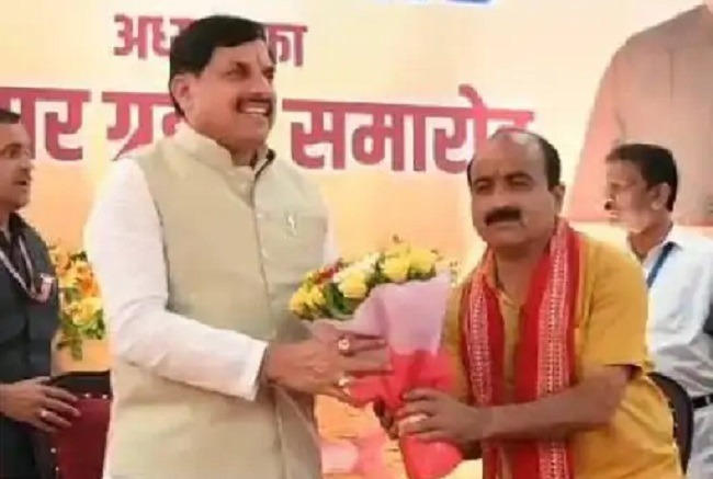 राज्यसभा चुनावः BJP ने MP से तीसरी सीट के लिए महेश केवट को बनाया उम्मीदवार
