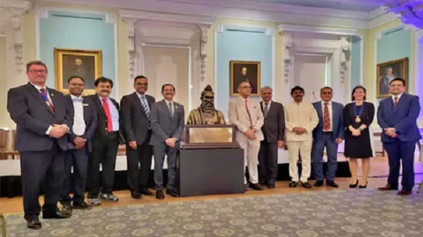 आयुर्वेद के महर्षि’ को ब्रिटेन ने गुरु माना, अंग्रेजों के देश में महर्षि सुश्रुत को मिला सम्मान