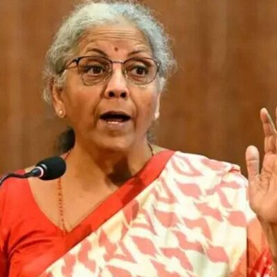 वित्त मंत्री निर्मला सीतारमण का दावा- दुनिया में सबसे तेज दौड़ रही ‘भारतीय अर्थव्यवस्था’