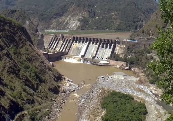 सिंधु जल संधि पर बढ़ा तनाव, पाकिस्तान अंतरराष्ट्रीय मंचों पर जल संकट का मुद्दा उठा रहा; भारत के सामने कूटनीतिक चुनौती