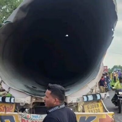 MP: खरगोन में एबी रोड पर क्रूड ऑयल के खाली टैंकर में हुआ ब्लास्ट…..दूर खड़े चरवाहे की मौत