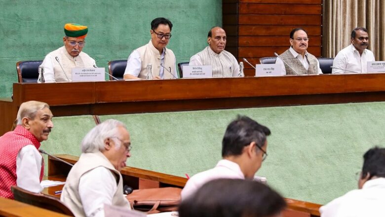 संसद का मॉनसून सत्र आज से…. राम मंदिर चढ़ावा, एथनॉल और NEET जैसे मुद्दों पर हंगामे के आसार