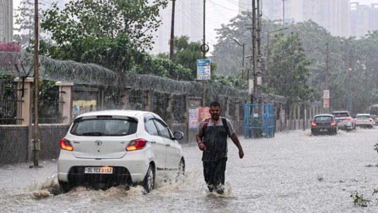 UP में भारी बारिश से जनजीवन बेहाल… आकाशीय बिजली गिरने से 7 लोगों की मौत