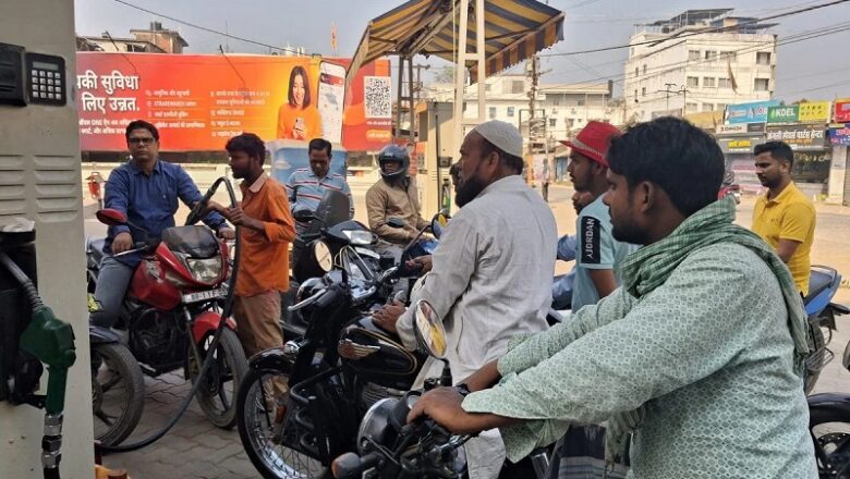 केन्द्र सरकार ने पेट्रोल के निर्यात पर विन्डफॉल टैक्स घटाया…. डीजल और ATF पर बढ़ाया