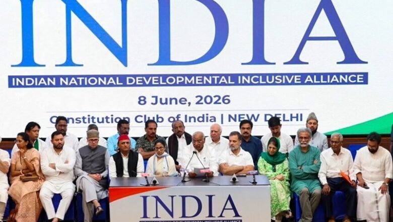 संसद के मॉनसून सत्र से पहले मजबूत हुआ NDA…..दल बदल से INDIA गठबंधन को भारी नुकसान