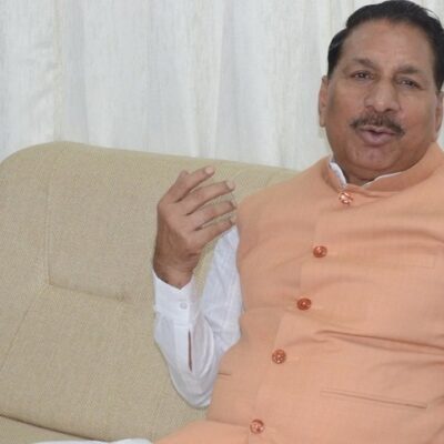 MP: भोपाल में किसान आंदोलन को लेकर कांग्रेस ने सरकार को घेरा… कृषि मंत्री बोले- राजनीति न करें