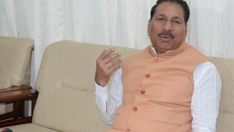 MP: भोपाल में किसान आंदोलन को लेकर कांग्रेस ने सरकार को घेरा… कृषि मंत्री बोले- राजनीति न करें