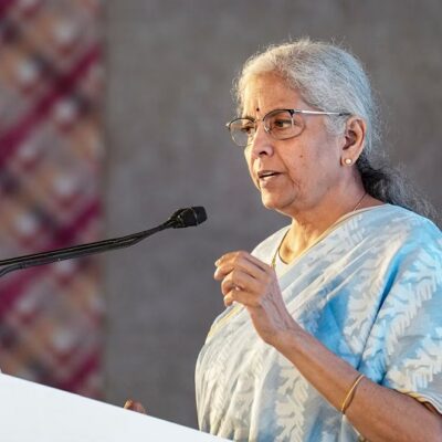 देश की अथर्व्यवस्था का ग्रोथ इंजन बनेगा मिडिल क्लास….2036 तक कुल उपभोक्ता खर्च में होगा 93% हिस्सा