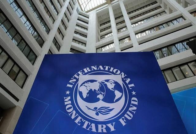 IMF की रिसर्च में ट्रंप की टैरिफ नीति पर सवाल, कहा- कीमतें नहीं घटीं, अमेरिका को मिली कम गुणवत्ता वाली वस्तुएं