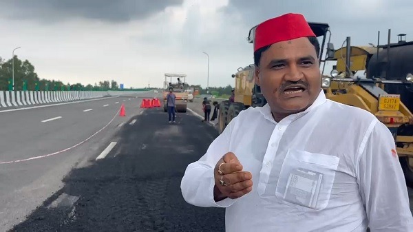 उद्घाटन के 12 दिन बाद ही लखनऊ-कानपुर एक्सप्रेसवे पर धंसी सड़क, वायरल वीडियो के बाद निर्माण गुणवत्ता पर उठे सवाल