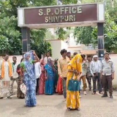 शिवपुरी में महिला ने तीन भैंसें वापस दिलाने की लगाई गुहार, विधायक पर कार्रवाई न कराने का लगाया आरोप