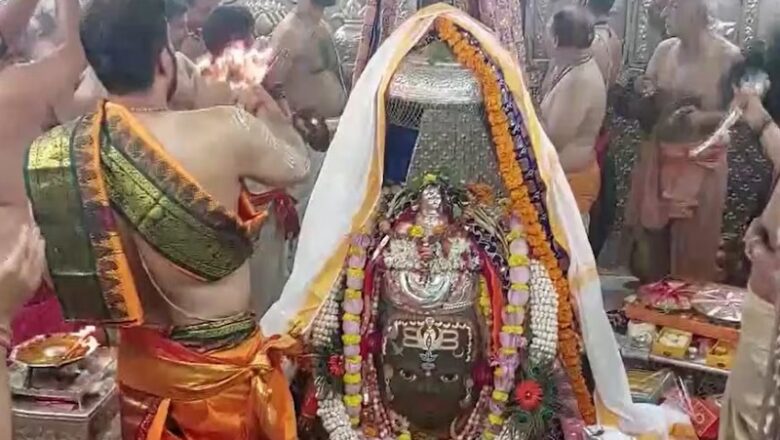 सावन का पहला सोमवार…. सोमनाथ से लेकर काशी विश्वनाथ मंदिर तक…. शिवालयों में उमड़ी भक्तों की भीड़