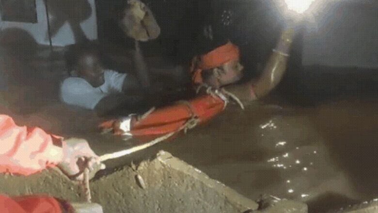 चित्रकूट में मंदाकिनी ने दिखाया रौद्र रूप, सेना ने 800 लोगों को किया रेस्क्यू, 3 की मौत