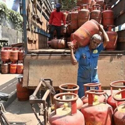 LPG उपभोक्ताओं को राहत…. अब 31 अगस्त तक करा सकेंगे e-KYC, बढ़ी लास्ट डेट