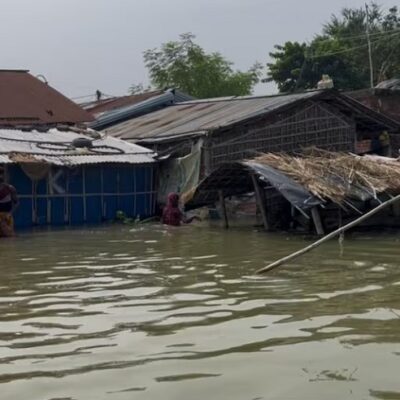 बिहार के नवगछिया में बाढ़ का कहर… गंगा के उफान से कोसी का पानी 6 फिट तक घरों में घुसा