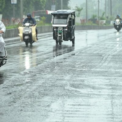MP में आज 19 जिलों में भारी बारिश की चेतावनी, ग्वालियर-चंबल के 6 जिलों में स्कूलों की छुट्टी
