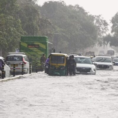 महाराष्ट्र-गुजरात में भारी बारिश से जनजीवन बेहाल…. उत्तराखंड में बहा चीन सीमा का पुल